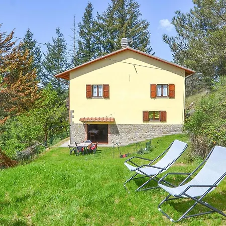 Holiday home Cozy In With Kitchen Cortona